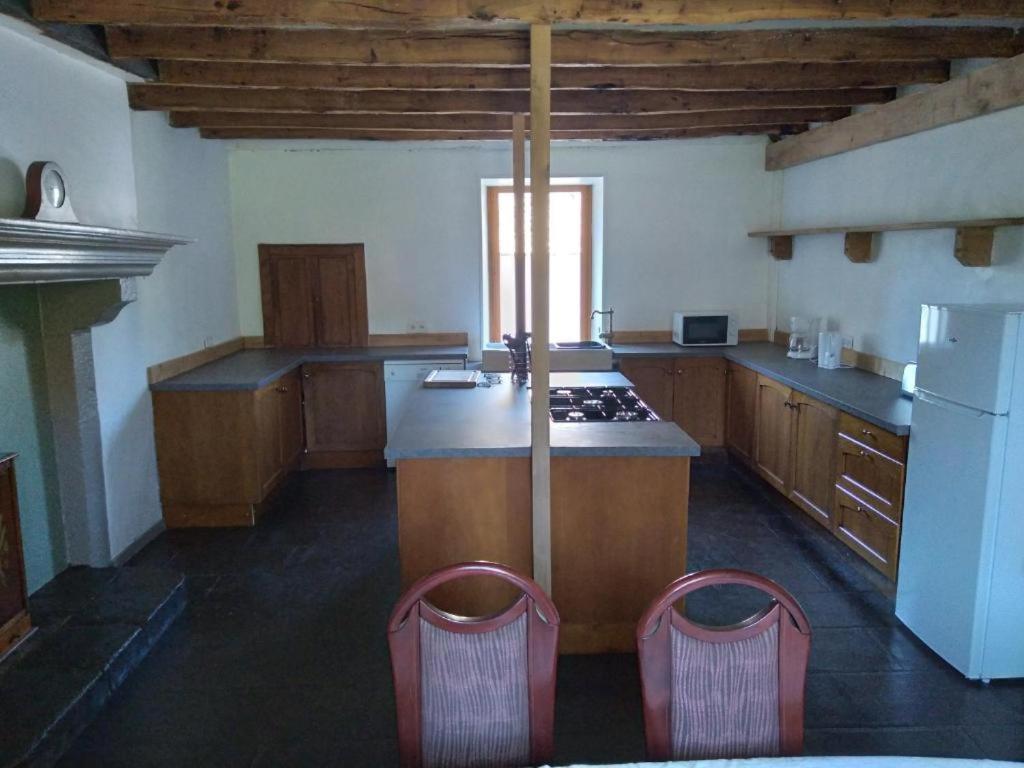 Chambre D'Hotes De Puy Faucher Arrenes Buitenkant foto